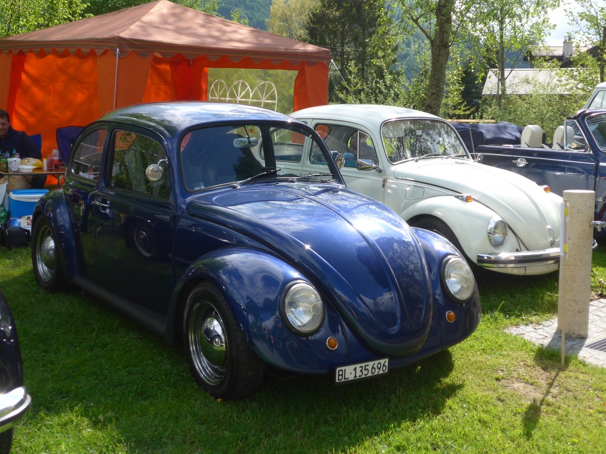 (160'249) - VW-K�fer - BL 135'696 - am 9. Mai 2015 in Brienz, Camping Aaregg
