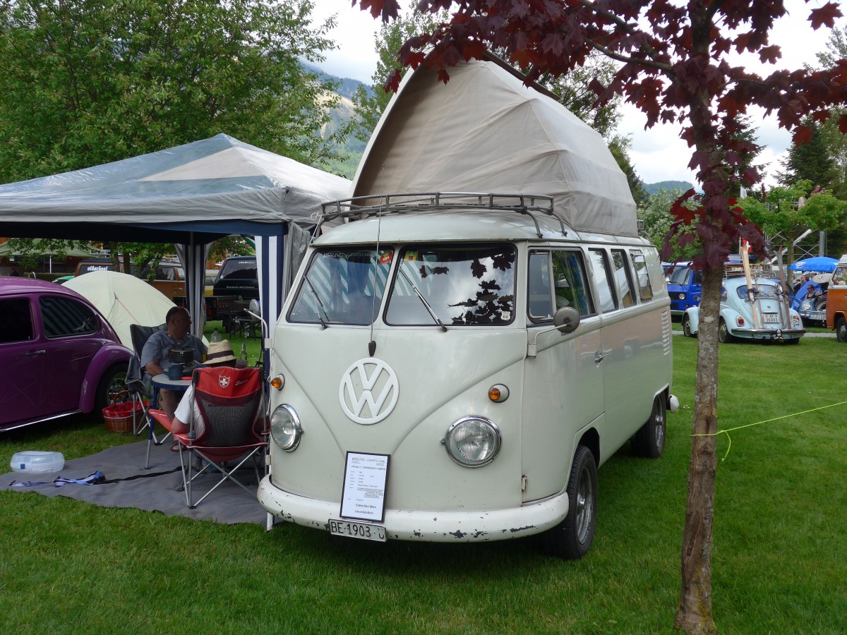 (160'273) - VW-Bus - BE 1903 U - am 9. Mai 2015 in Brienz, Camping Aaregg
