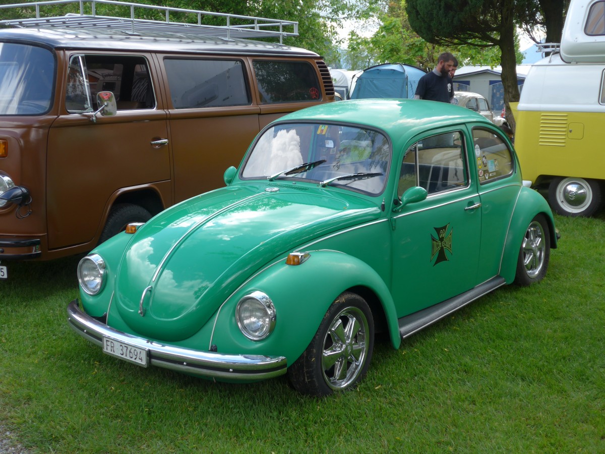 (160'287) - VW-K�fer - FR 37'694 - am 9. Mai 2015 in Brienz, Camping Aaregg