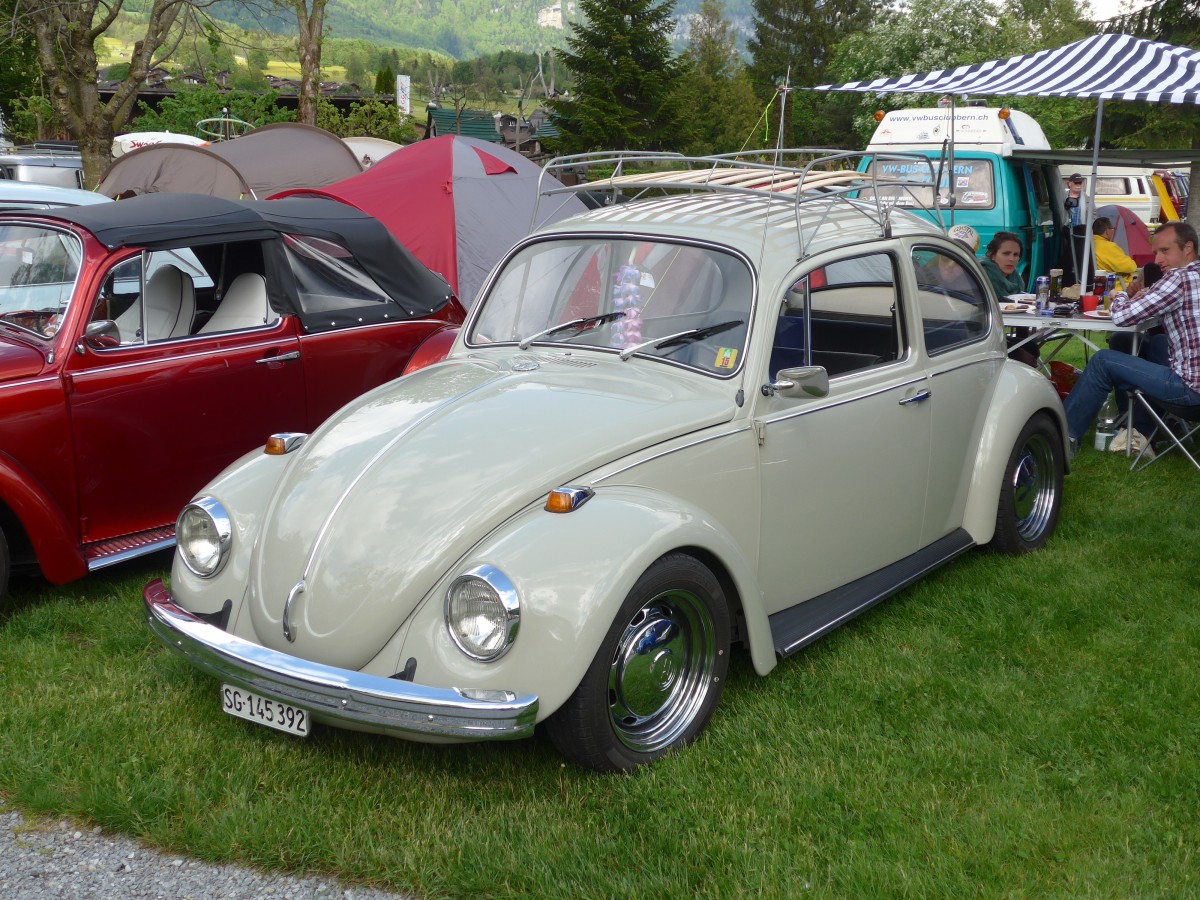 (160'298) - VW-K�fer - SG 145'392 - am 9. Mai 2015 in Brienz, Camping Aaregg
