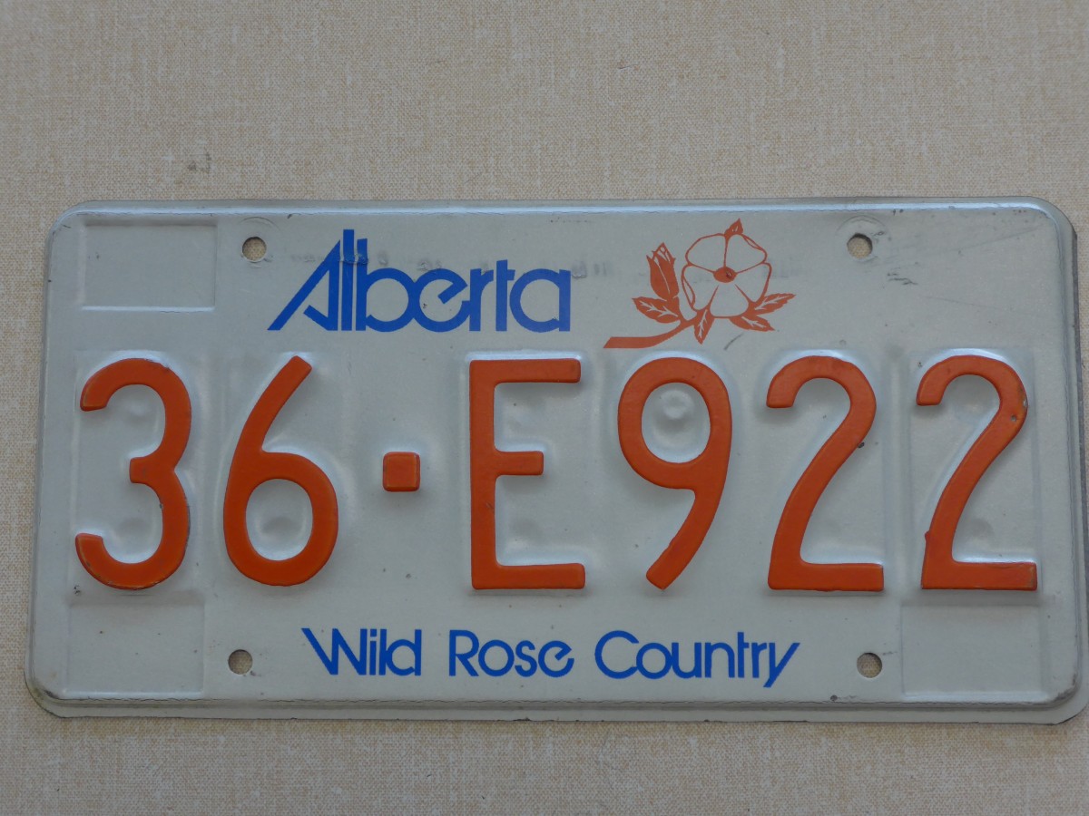 (161'700) - Autonummer aus Kanada - 36-E922 - am 1. Juni 2015 im BrockiShop