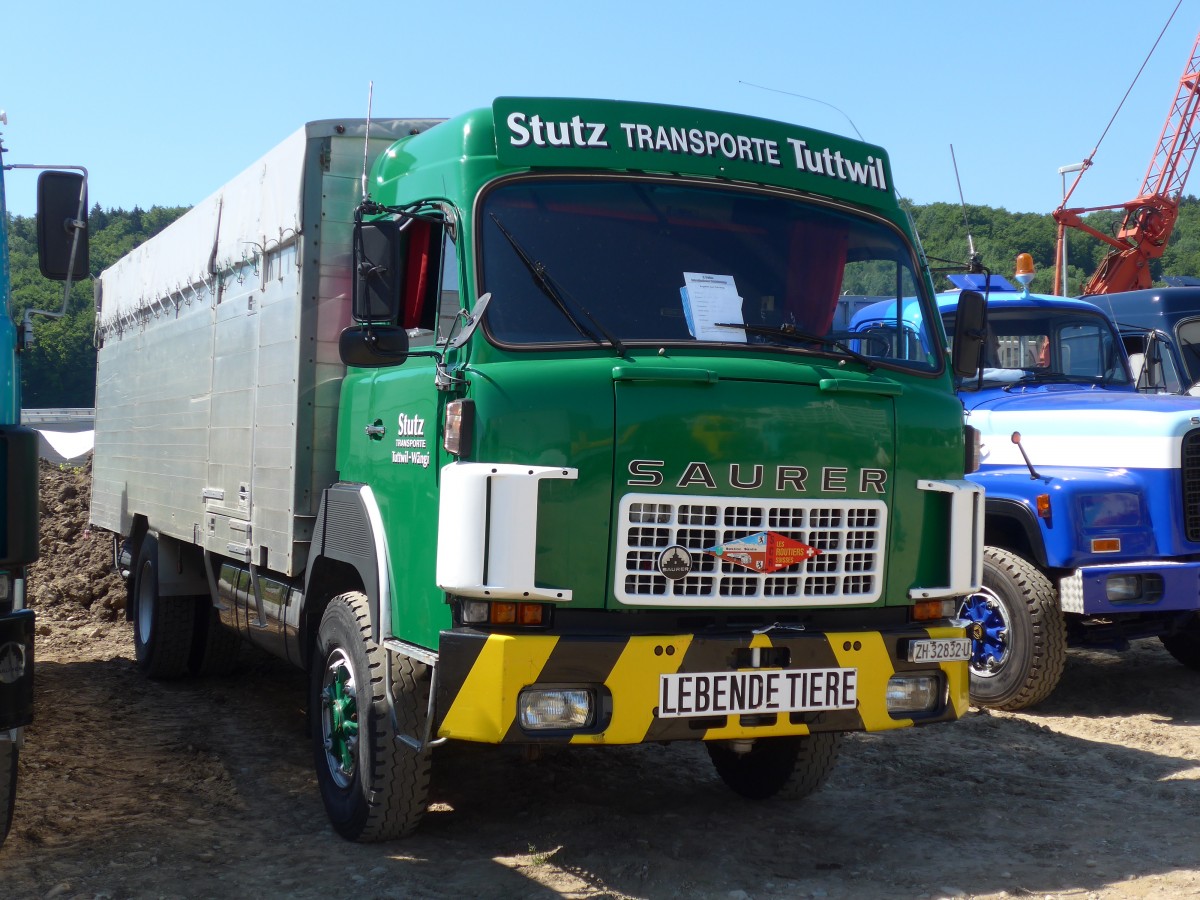 (161'801) - Stutz, Tuttwil - ZH 32'832 U - Saurer am 6. Juni 2015 in Thayngen, Saurertreffen