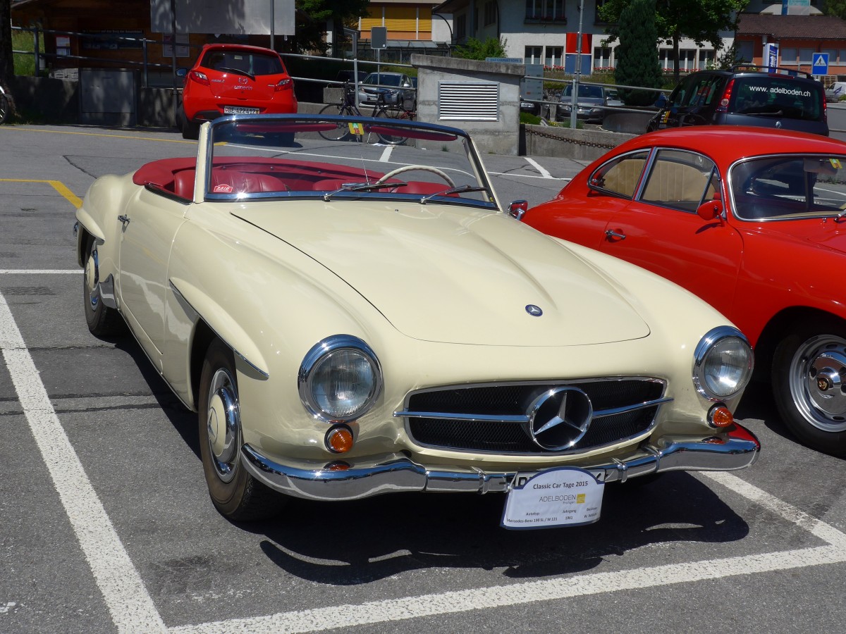 (161'953) - Mercedes - BE 271'356 - am 7. Juni 2015 in Frutigen, Marktplatz