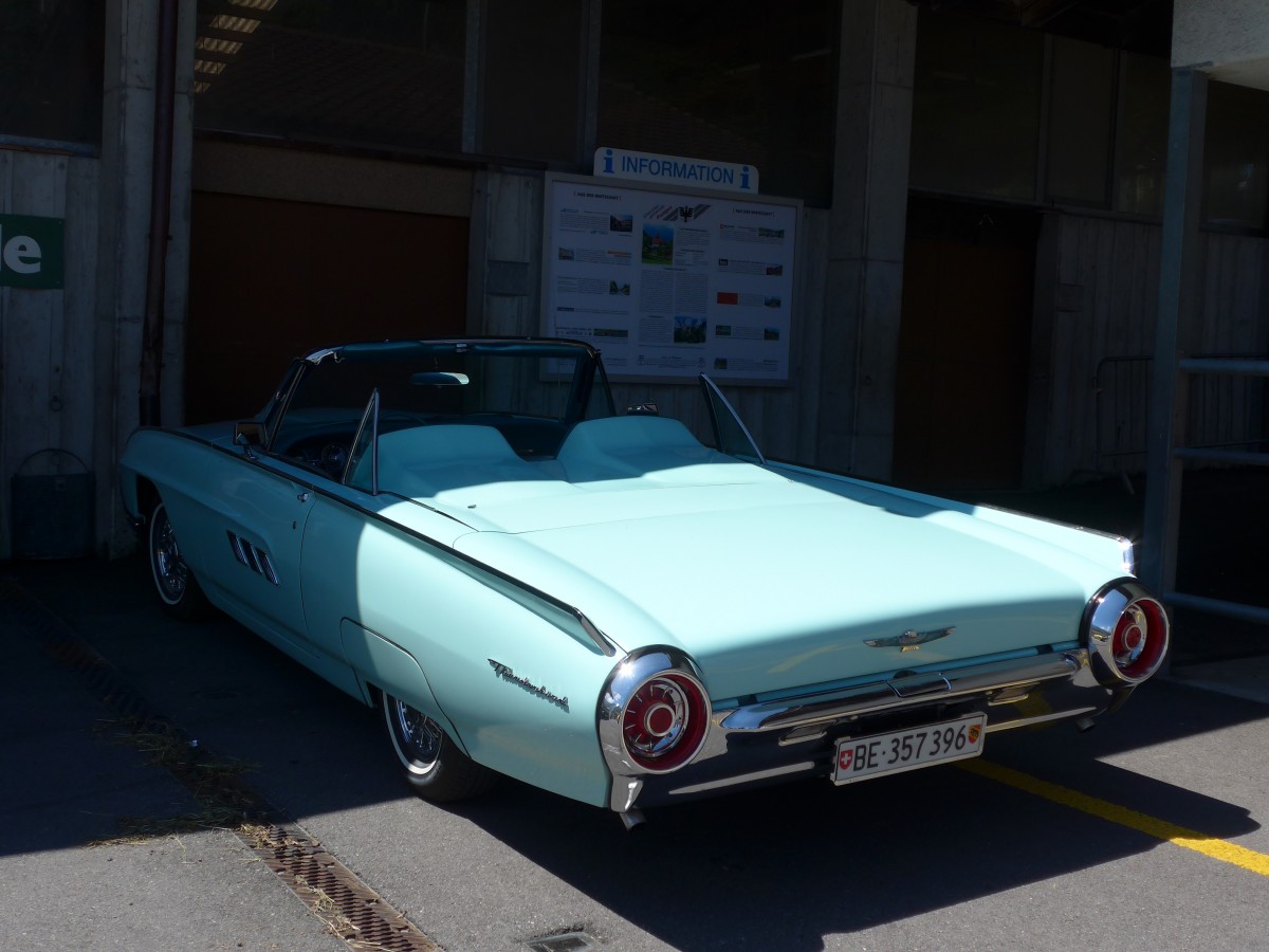 (161'972) - Ford - BE 357'396 - am 7. Juni 2015 in Frutigen, Marktplatz