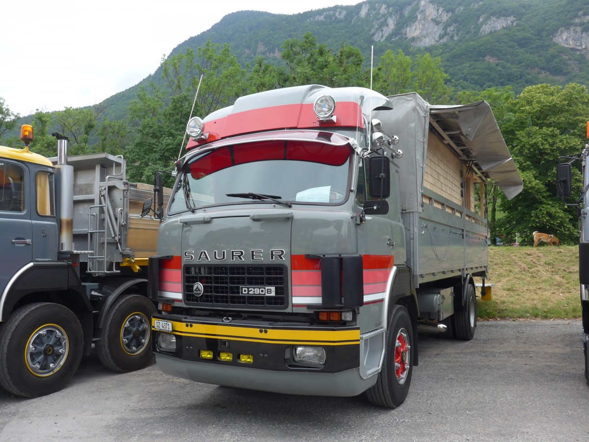 (162'256) - Saurer - SZ 4371 - am 20. Juni 2015 in Aigle, Saurertreffen