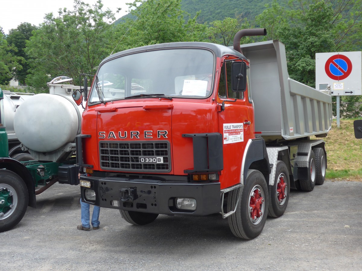 (162'258) - Vuille, Tramelan - BE 3574 U - Saurer am 20. Juni 2015 in Aigle, Saurertreffen