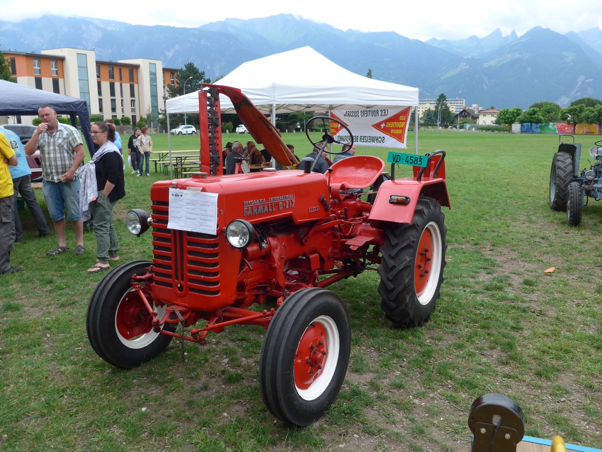 (162'314) - McCormick - VD 4583 - am 20. Juni 2015 in Aigle, Saurertreffen