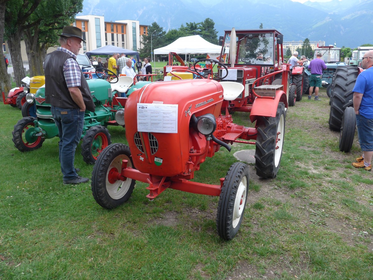 (162'315) - Porsche am 20. Juni 2015 in Aigle, Saurertreffen