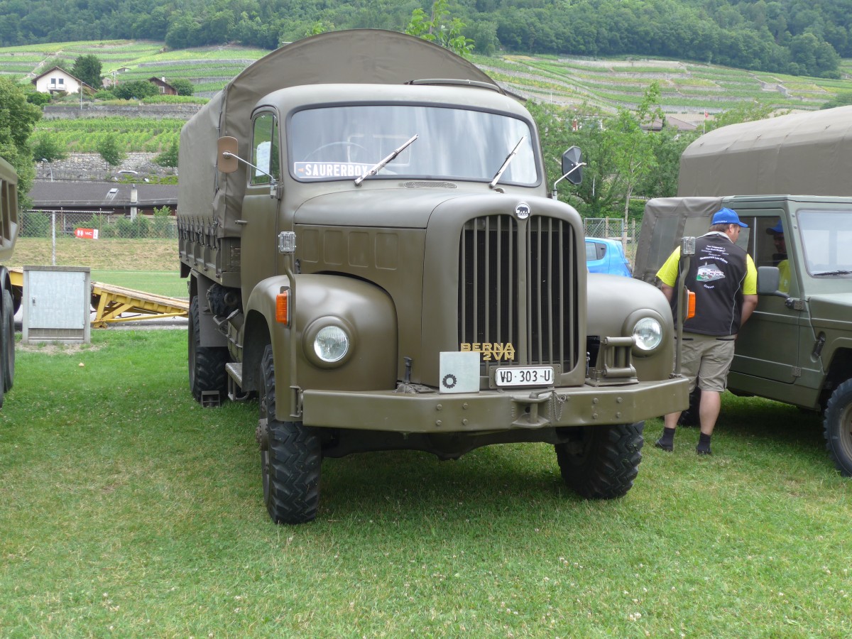 (162'329) - Berna - VD 303 U - am 20. Juni 2015 in Aigle, Saurertreffen
