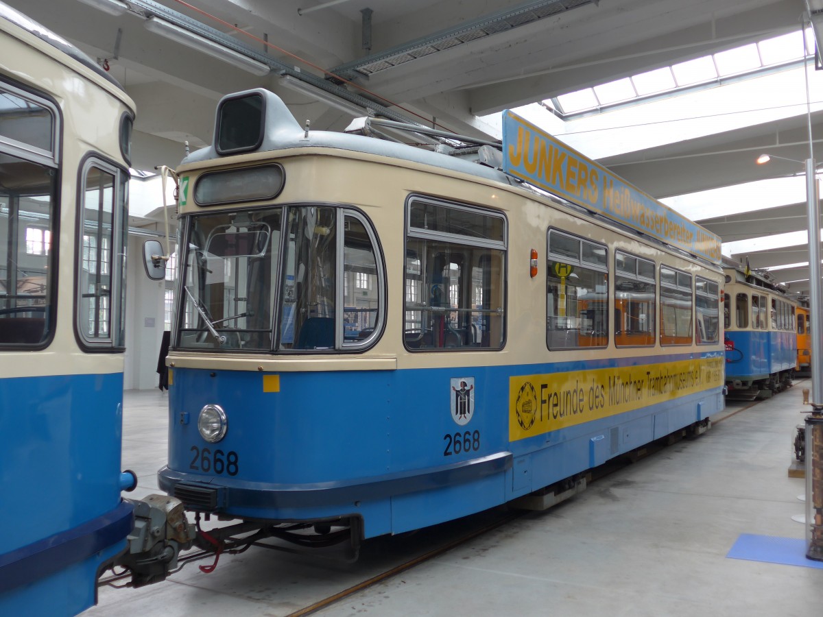 (162'822) - MVG-Tram - Nr. 2668 - am 28. Juni 2015 in M�nchen, MVG-Museum