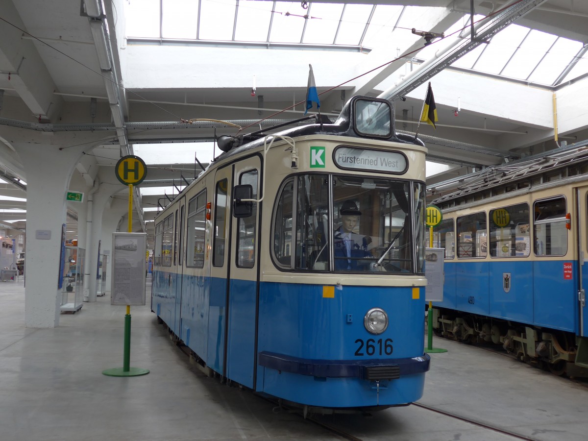 (162'823) - MVG-Tram - Nr. 2616 - am 28. Juni 2015 in M�nchen, MVG-Museum