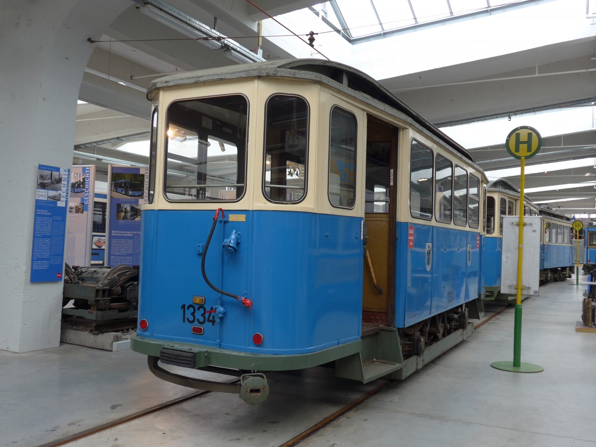 (162'829) - MVG-Tram - Nr. 1334 - am 28. Juni 2015 in M�nchen, MVG-Museum