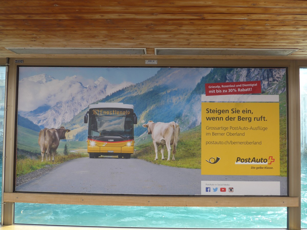 (162'930) - Plakat von PostAuto am 6. Juli 2015 in Thun, Postbr�cke