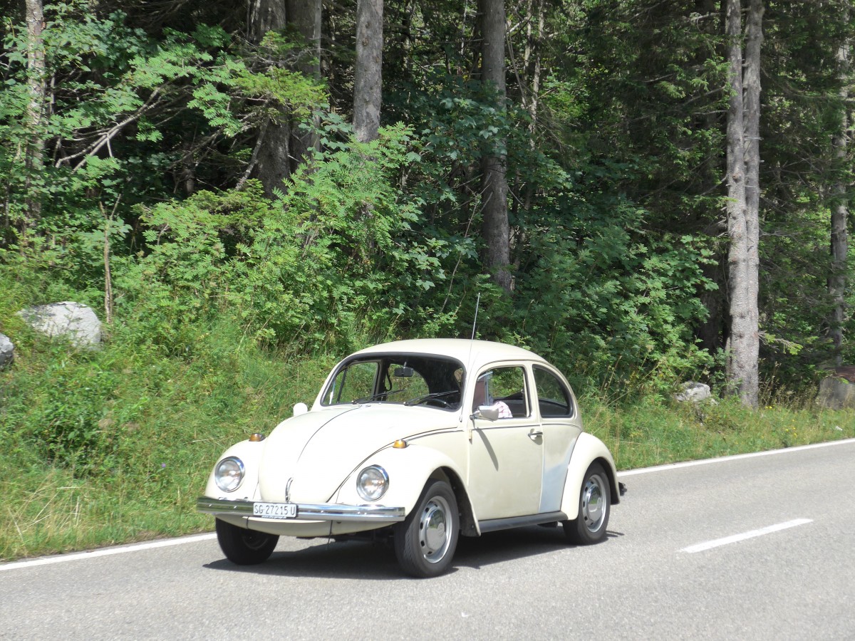 (163'263) - VW-K�fer - SG 27'215 U - am 2. August 2015 auf der Schw�galp