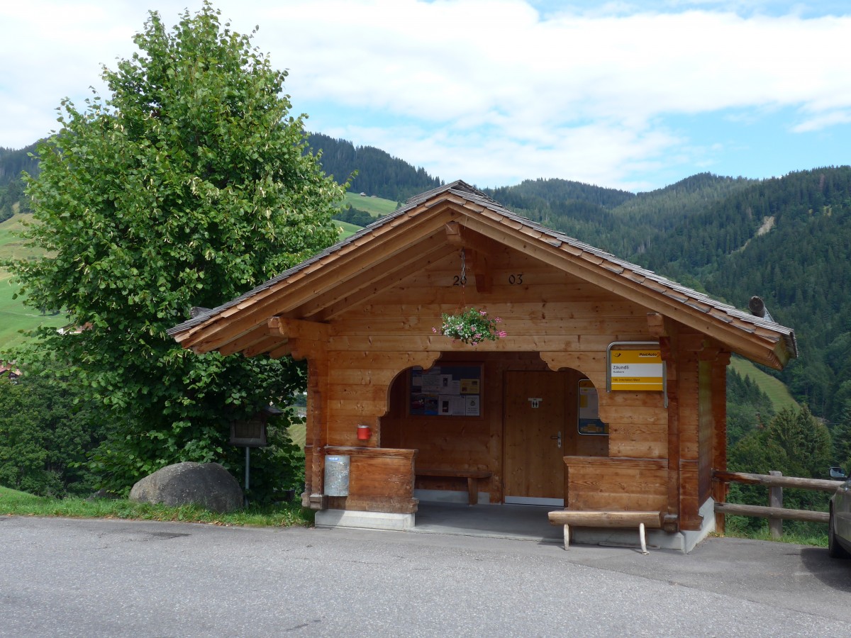 (163'807) - Haltestelle Z�undli am 23. August 2015 in Habkern