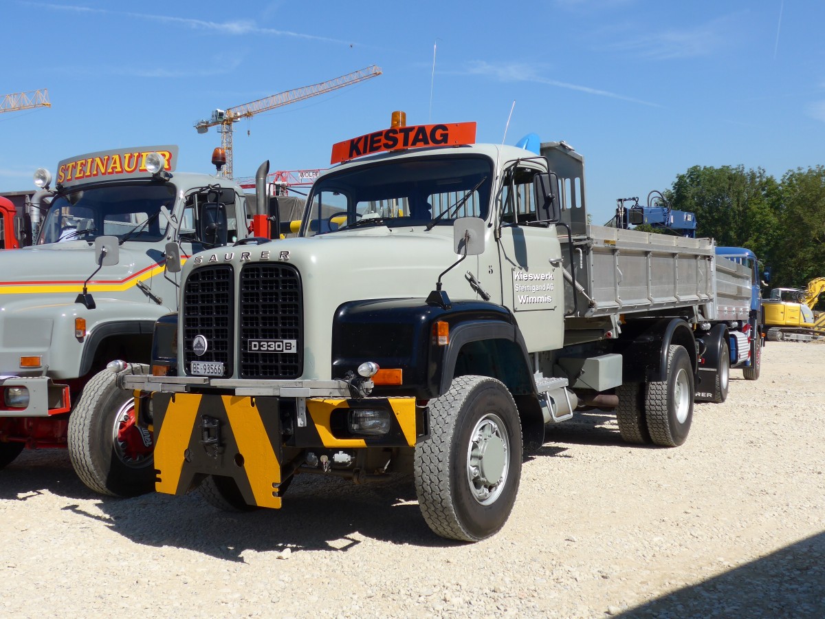 (164'062) - Kiestag, Wimmis - Nr. 5/BE 93'566 - Saurer am 29. August 2015 in Oberkirch, CAMPUS Sursee