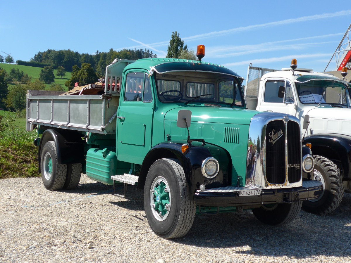 (164'186) - Saurer - VS 434'178 - am 29. August 2015 in Oberkirch, CAMPUS Sursee