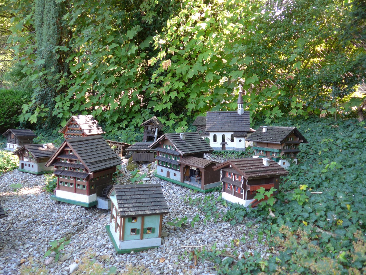 (164'296) - Goldau vor dem Felssturz 1806 im Model am 31. August 2015