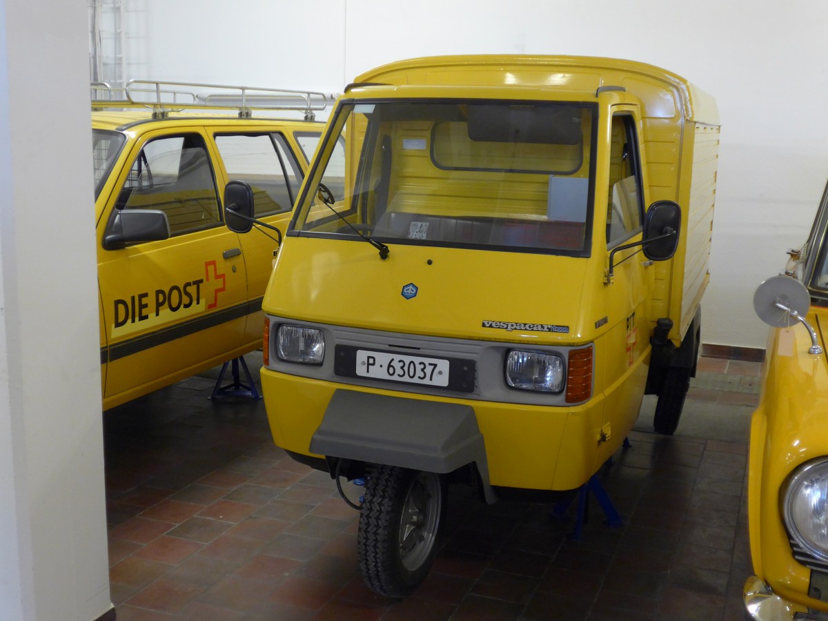 (164'643) - PTT-Regie - P 63'037 - Vespacar am 13. September 2015 in Mamishaus, Depot MfK