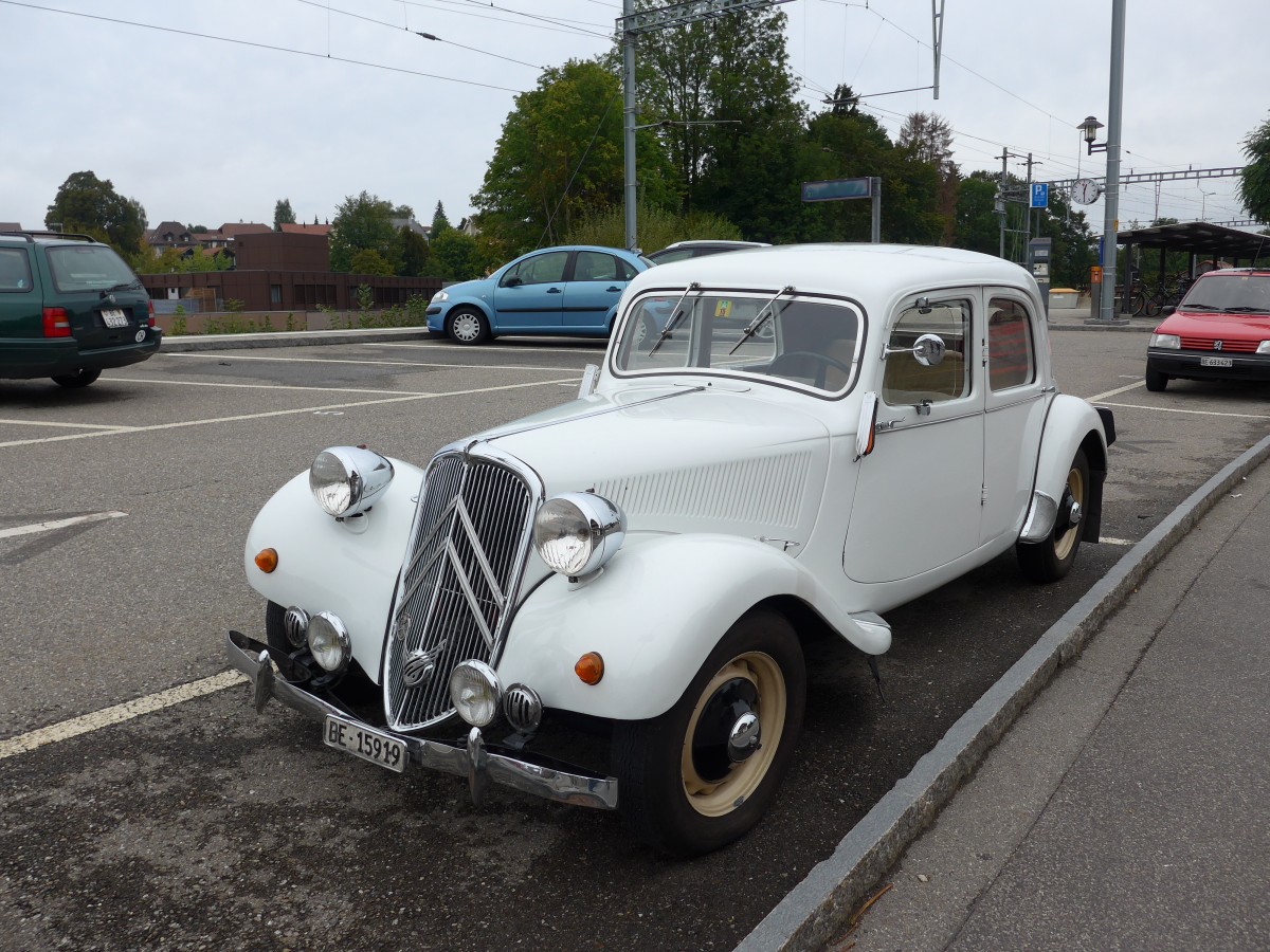(164'676) - Citro�n - BE 15'919 - am 13. September 2015 beim Bahnhof Schwarzenburg