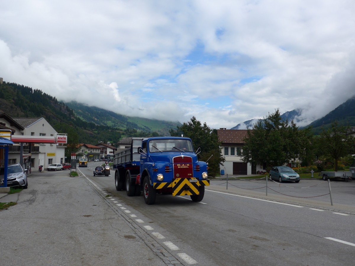 (165'305) - Ammann, M�rstetten - Nr. 1/TG 2635 U - MAN am 19. September 2015 in Andeer, Tgavugl