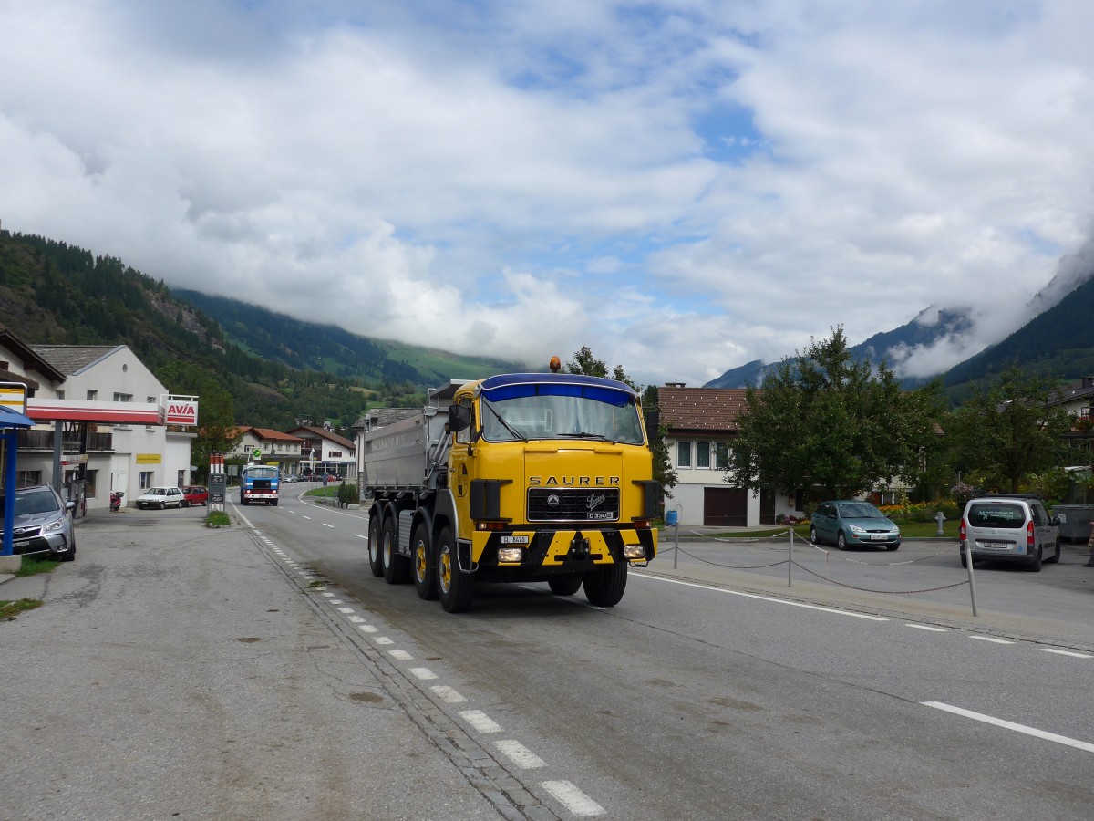 (165'329) - Trachsel - Nr. 7/GL 8470 - Saurer am 19. September 2015 in Andeer, Tgavugl