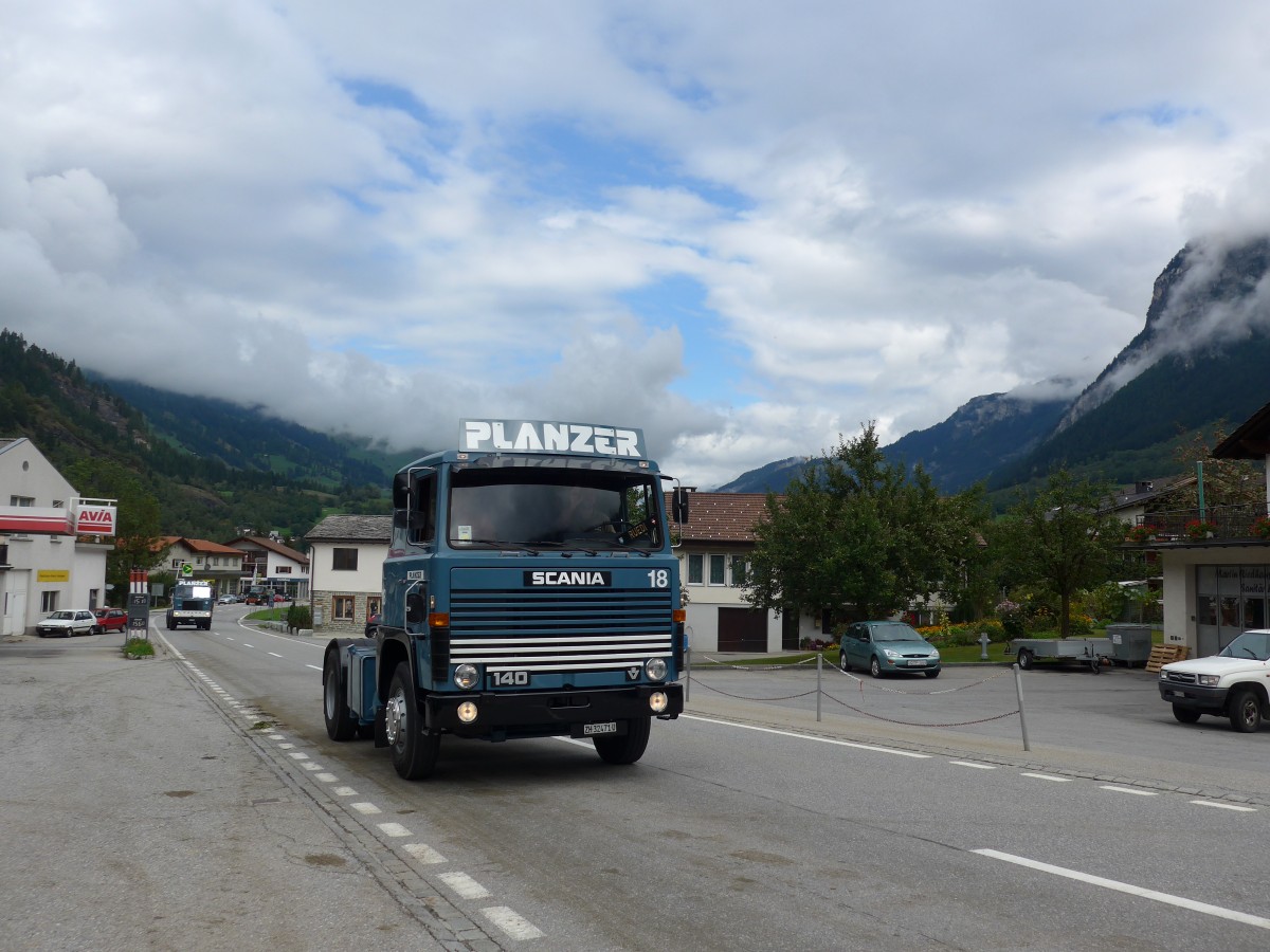 (165'387) - Planzer, Dietikon - Nr. 18/ZH 32'471 U - Scania am 19. September 2015 in Andeer, Tgavugl