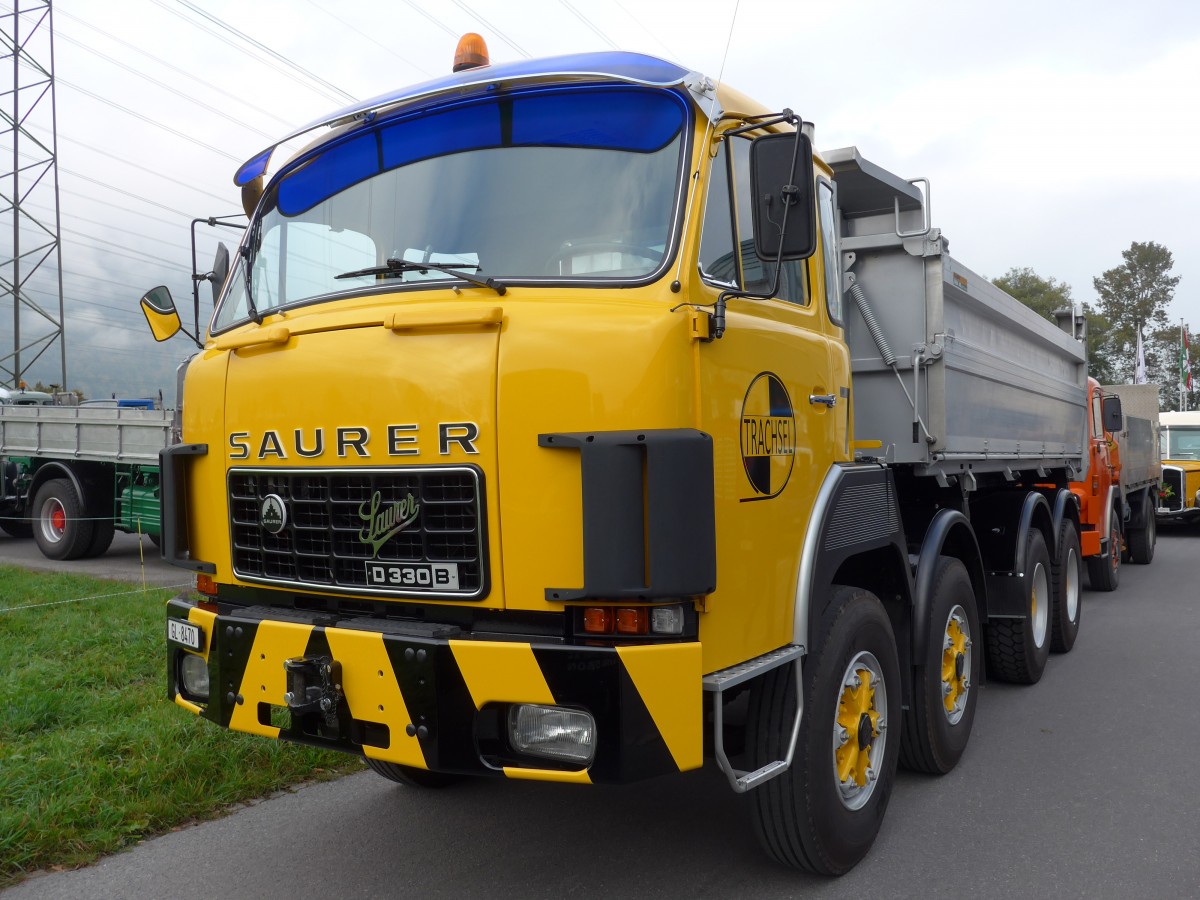 (166'116) - Trachsel - Nr. 7/GL 8470 - Saurer am 10. Oktober 2015 in Sch�nis, Bicoareal