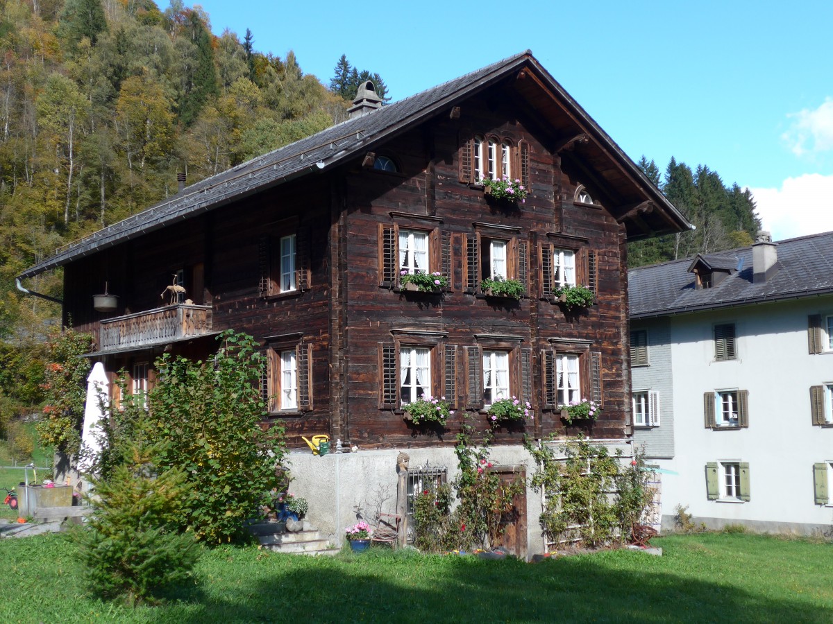 (166'145) - Haus am 10. Oktober 2015 in Elm