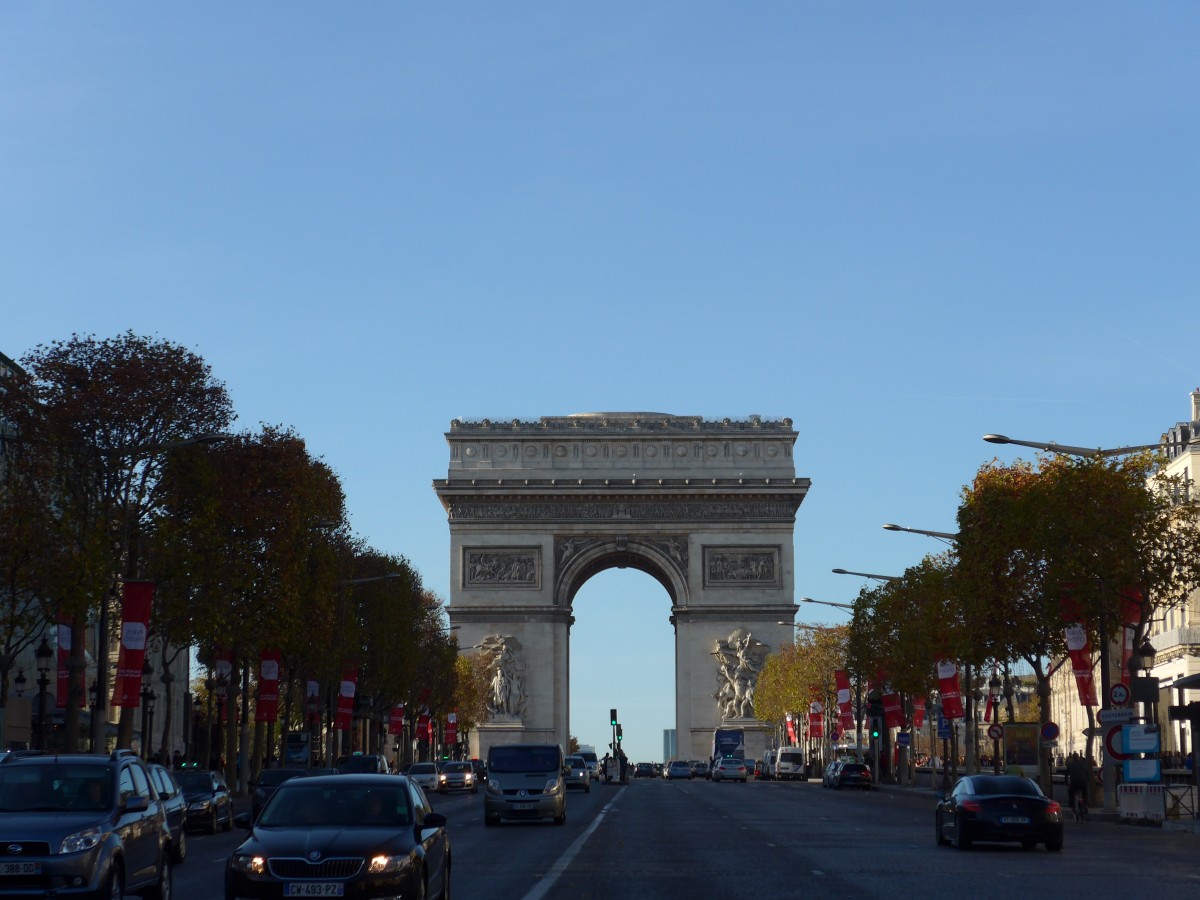 (166'671) - Der Arc de Triomphe in Paris am 15. November 2015