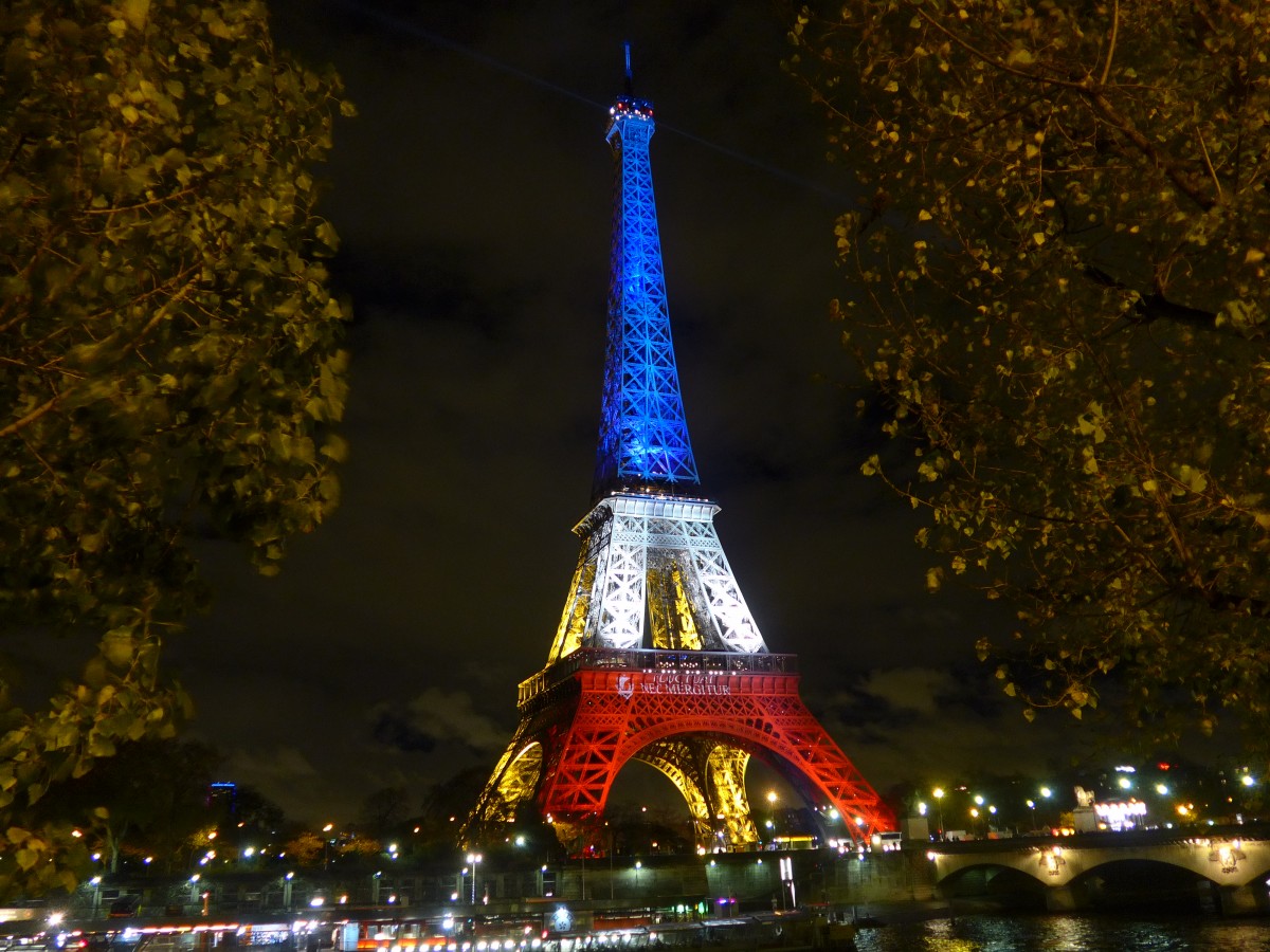 (167'308) - Der Eiffelturm am 17. November 2015 in Paris