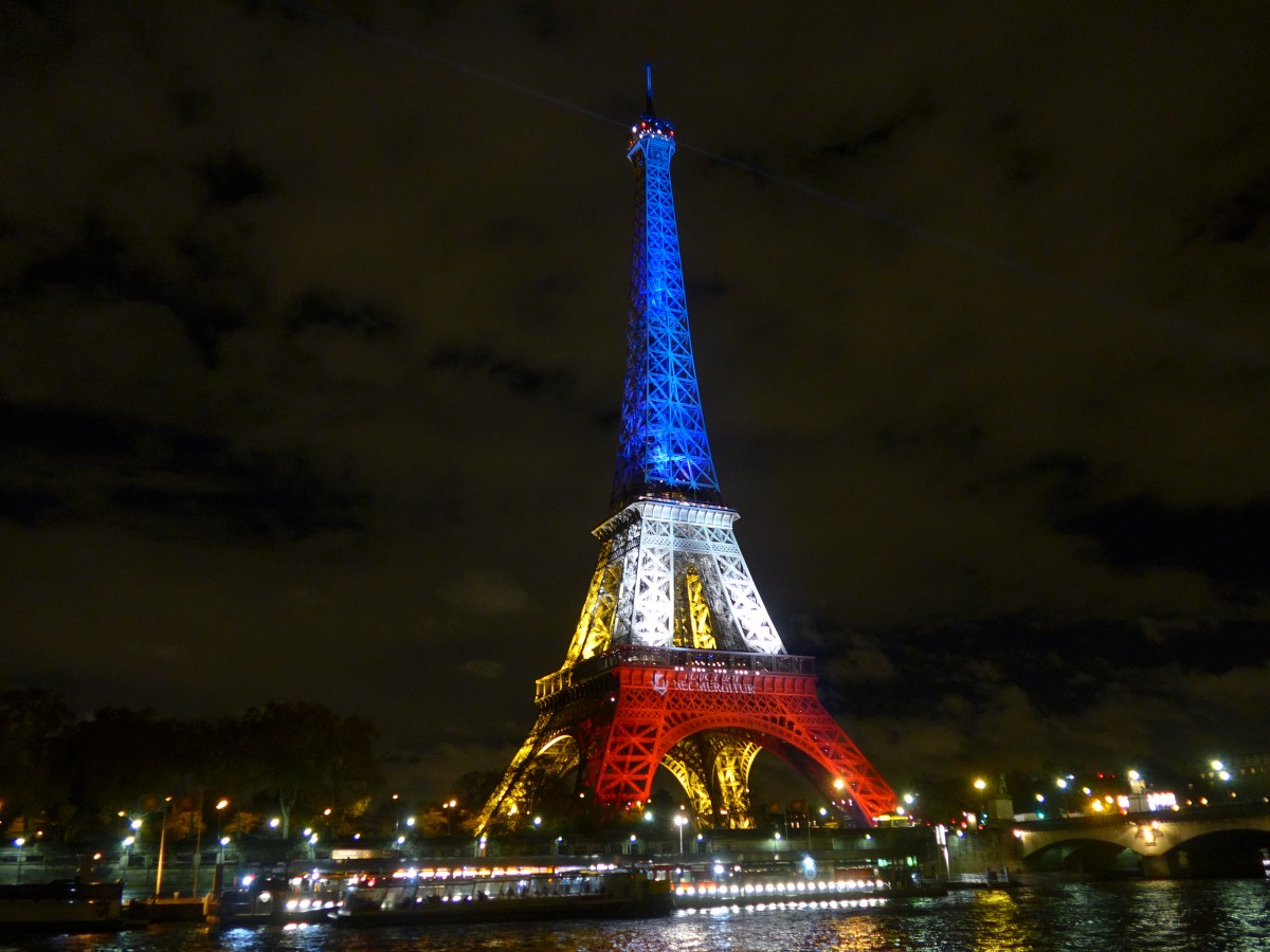 (167'312) - Der Eiffelturm am 17. November 2015 in Paris