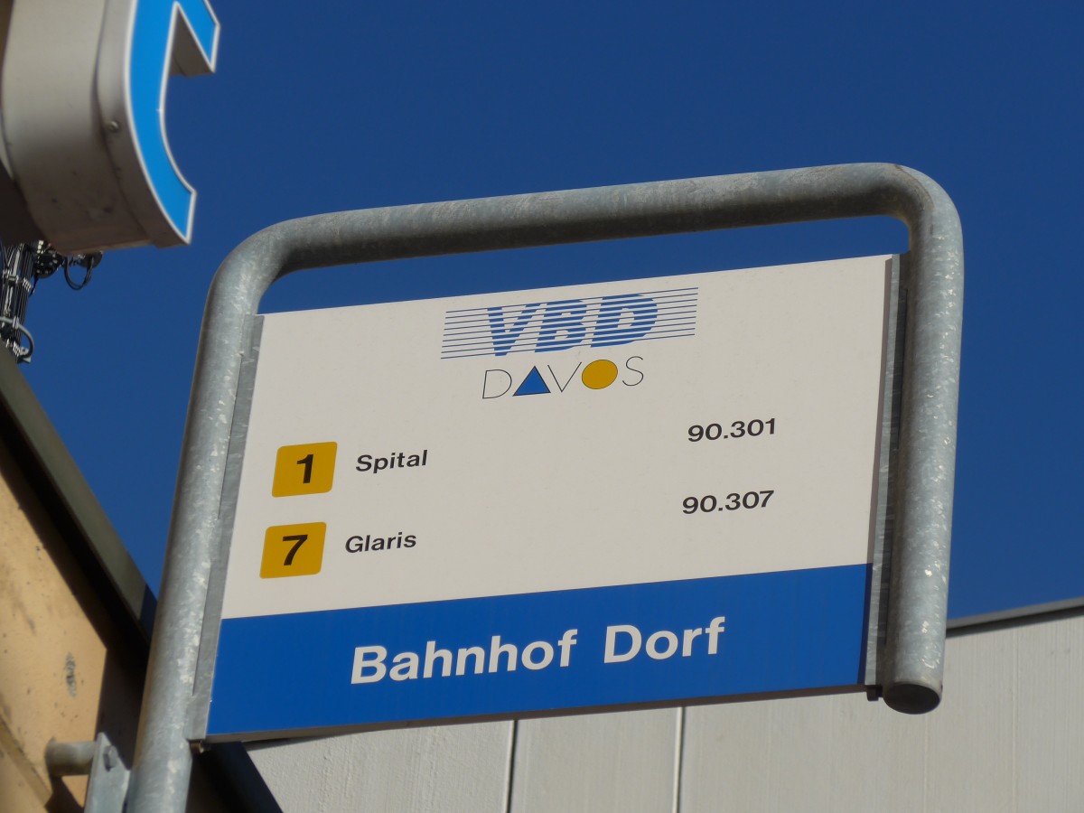 (167'796) - VBD-Haltestelle - Davos, Bahnhof Dorf - am 19. Dezember 2015