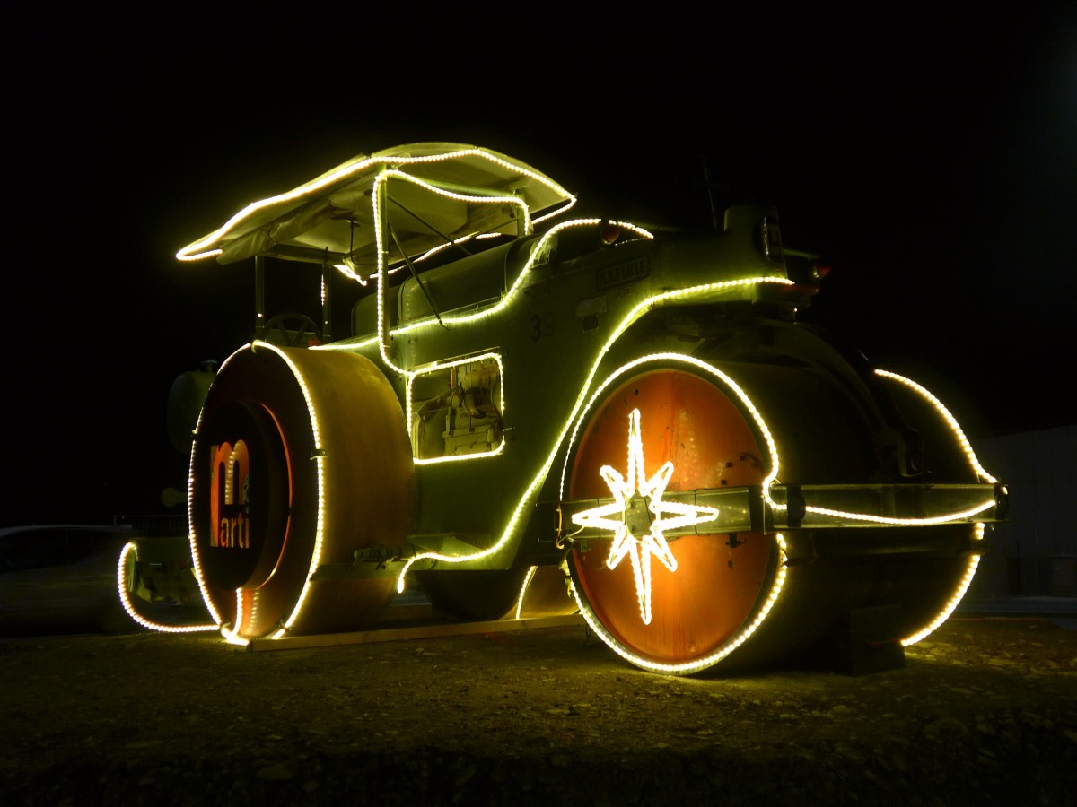 (167'876) - Marti - Nr. 39 - Strassenwalze am 22. Dezember 2015 in Thun, Allmend