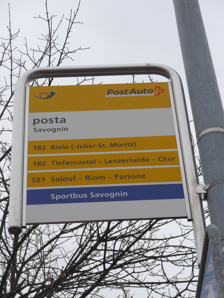 (168'232) - PostAuto-Haltestelle - Savognin, posta - am 2. Januar 2016