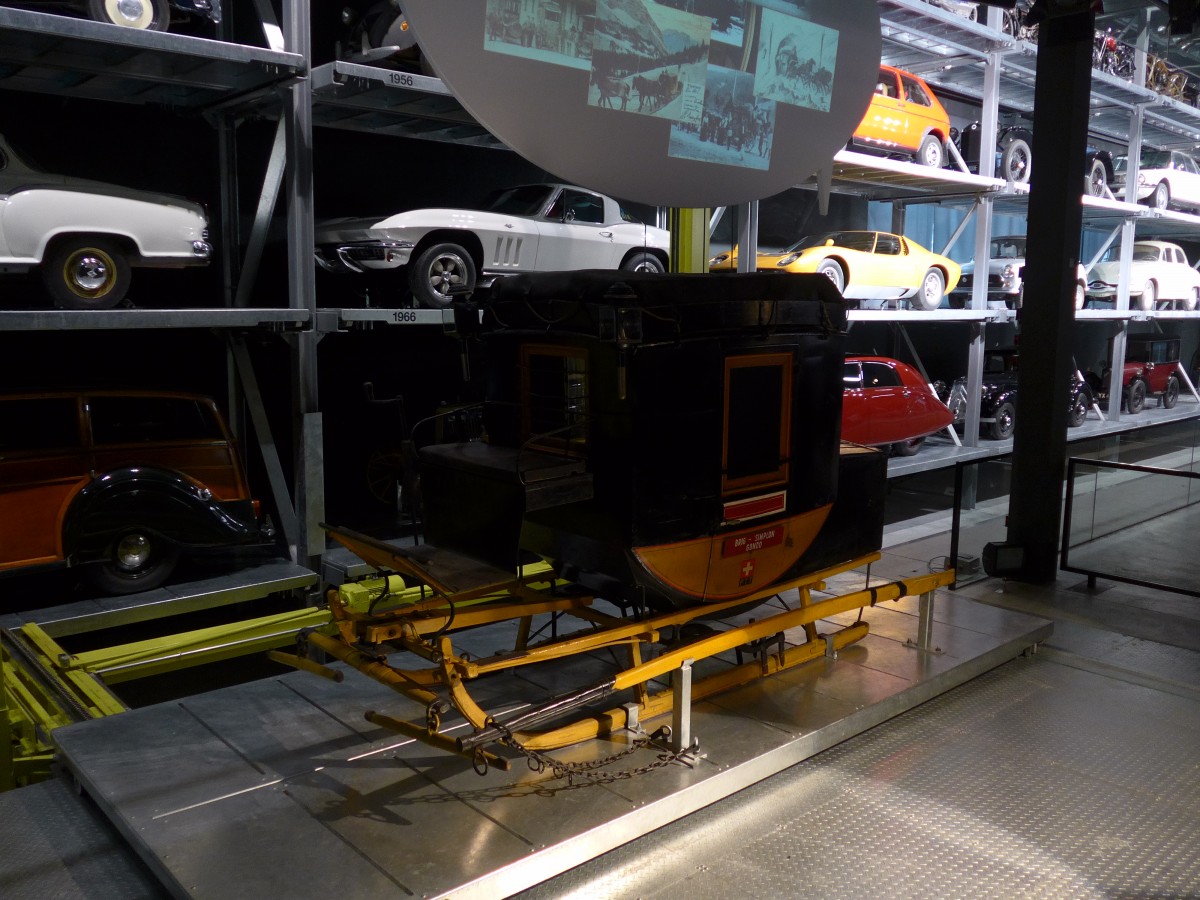 (168'913) - Postkutsche als Schlitten am 25. Februar 2016 in Luzern, Verkehrshaus