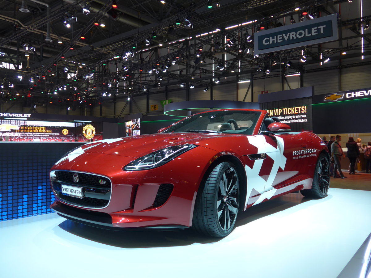 (169'199) - Jaguar  Vredestein  am 7. M�rz 2016 im Autosalon Genf