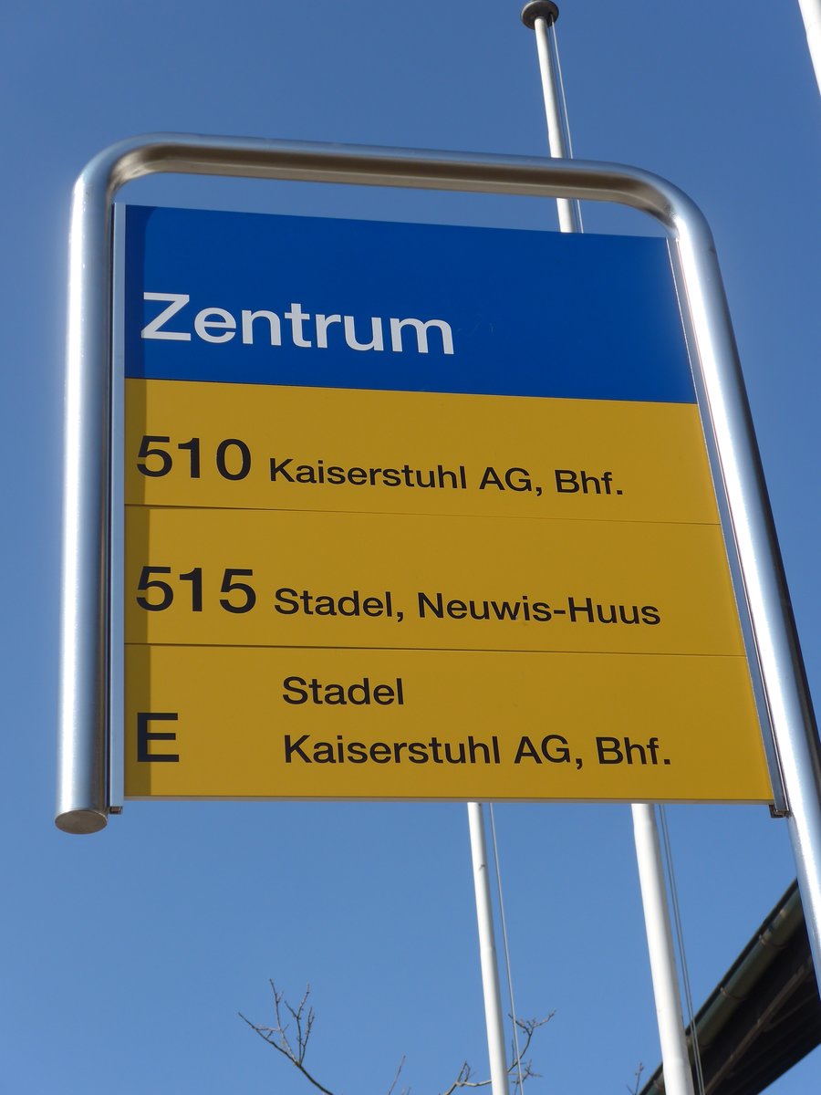 (169'330) - PostAuto-Haltestelle - Stadel, Zentrum - am 19. M�rz 2016