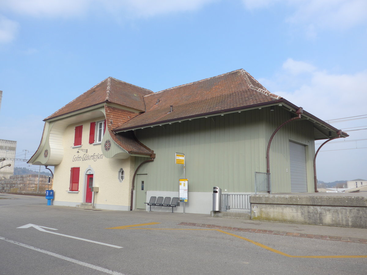 (169'410) - Der Bahnhof Lohn-L�terkofen am 21. M�rz 2016
