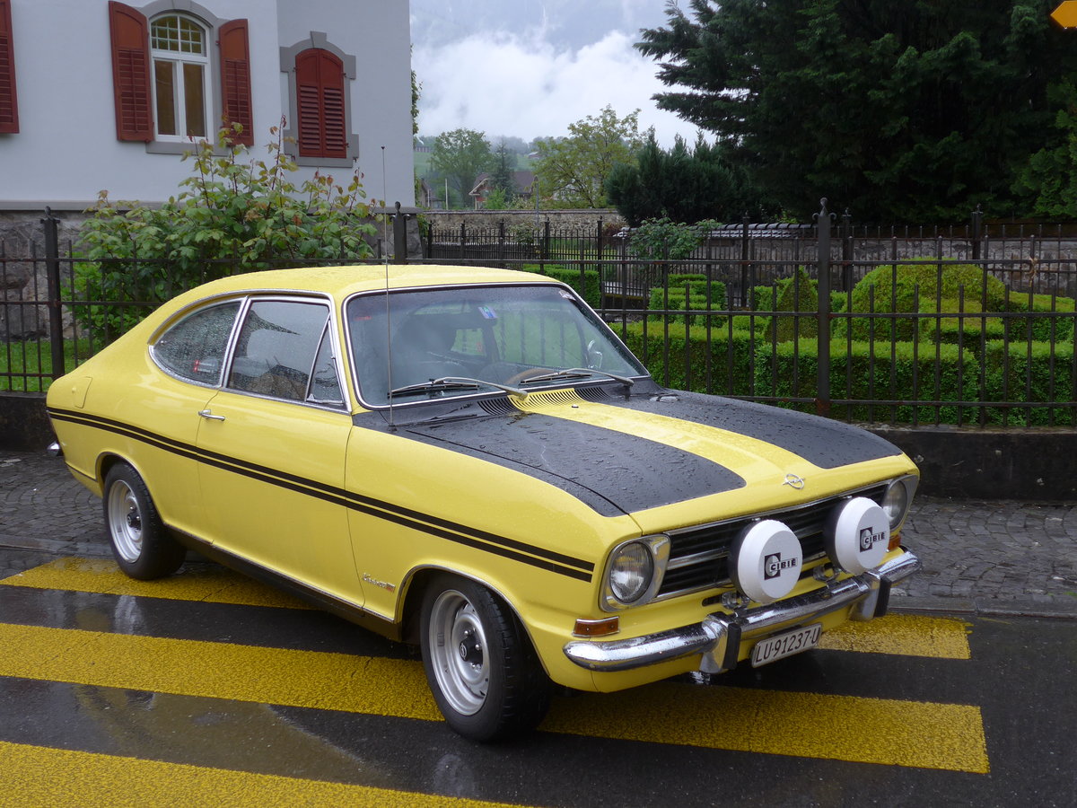 (170'555) - Opel - LU 91'237 U - am 14. Mai 2016 in Sarnen, OiO