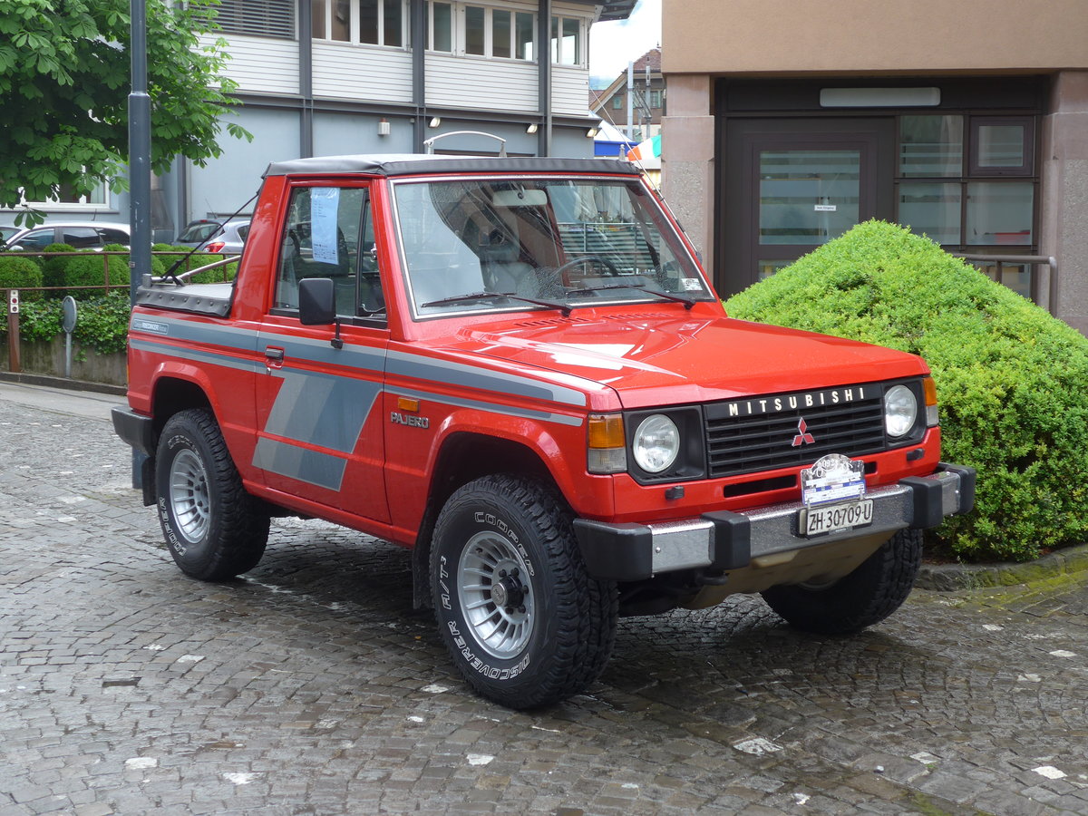(170'713) - Mitsubishi - ZH 30'709 U - am 14. Mai 2016 in Sarnen, OiO