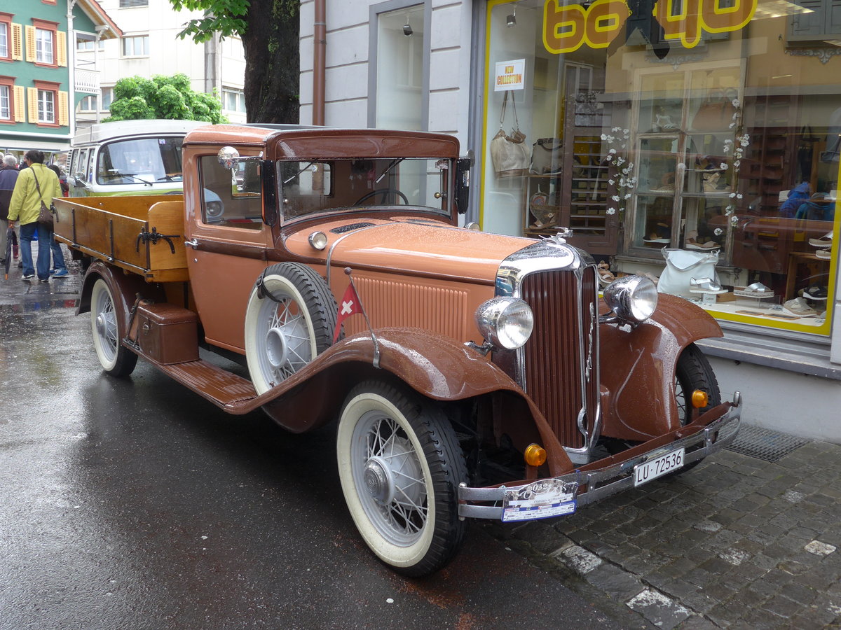 (170'768) - Chrysler - LU 72'536 - am 14. Mai 2016 in Sarnen, OiO