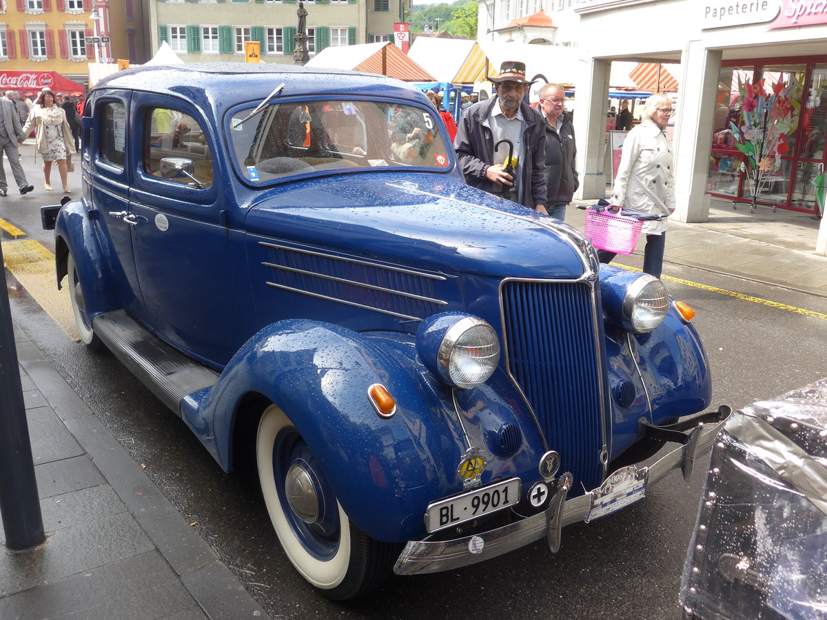 (170'779) - Ford - BL 9901 - am 14. Mai 2016 in Sarnen, OiO