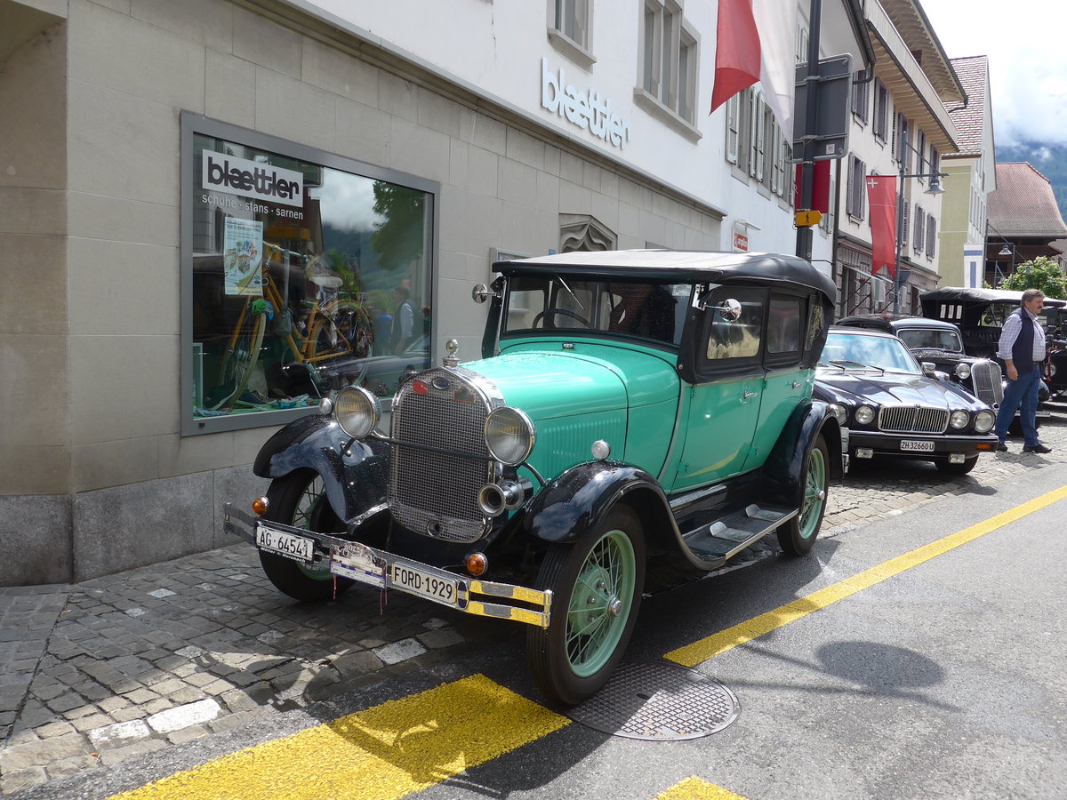 (170'816) - Ford - AG 64'541 - am 14. Mai 2016 in Sarnen, OiO