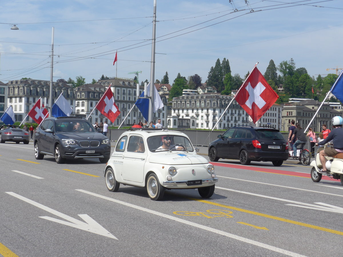 (171'380) - Colledani, K�giswil - Fiat am 22. Mai 2016 in Luzern, Bahnhofbr�cke