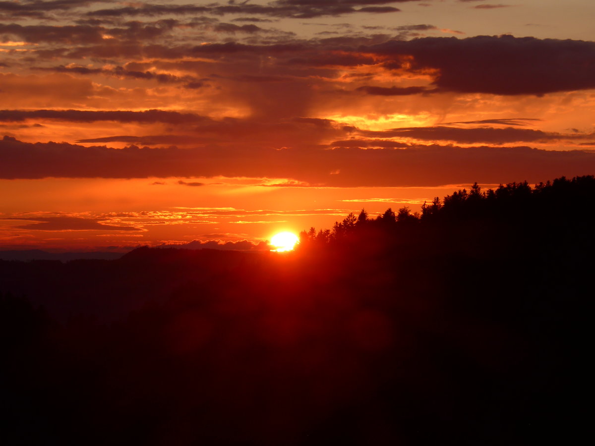 (171'426) - Sonnenuntergang am 25. Mai 2016 in Heiligenschwendi