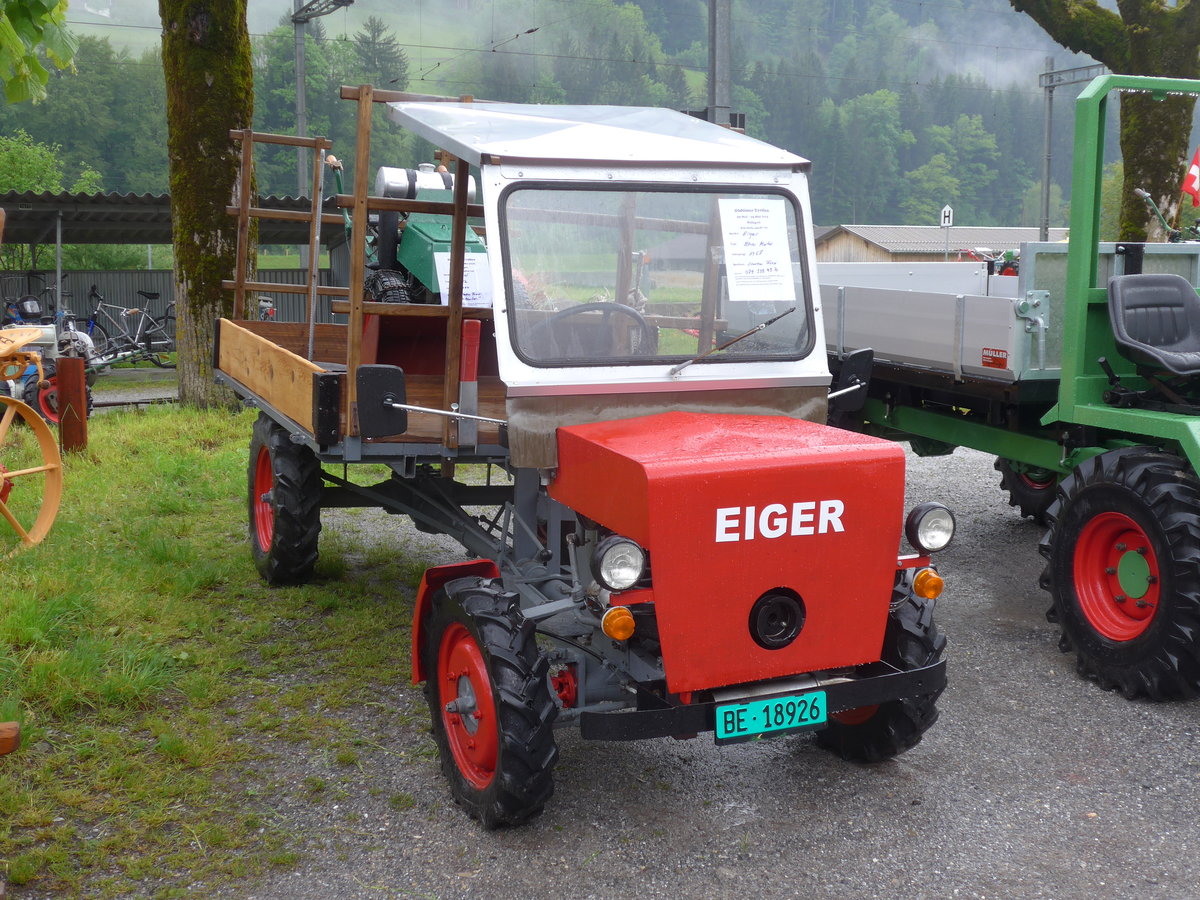 (171'439) - Eiger - BE 18'926 - am 28. Mai 2016 beim Bahnhof Boltigen