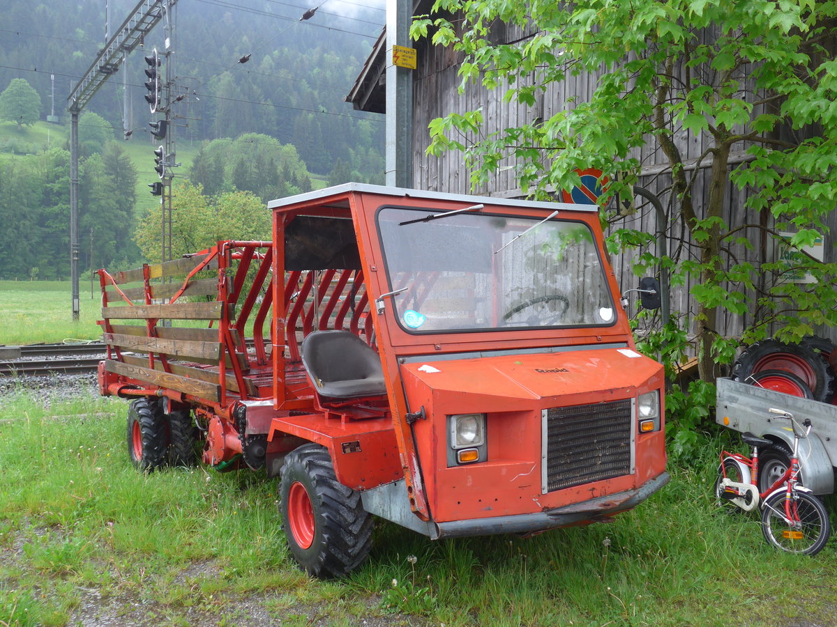 (171'469) - Rapid am 28. Mai 2016 beim Bahnhof Boltigen