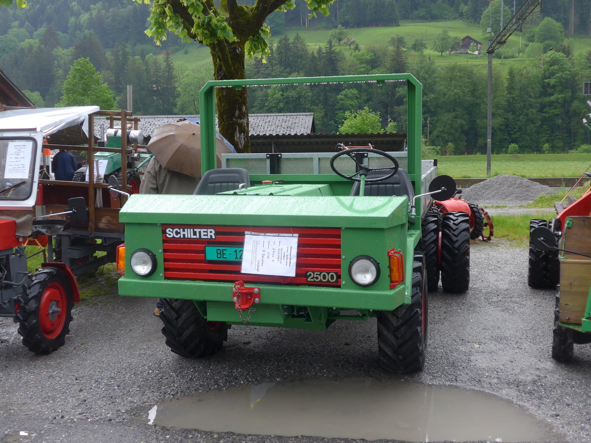 (171'474) - Schilter - BE 12 - am 28. Mai 2016 beim Bahnhof Boltigen
