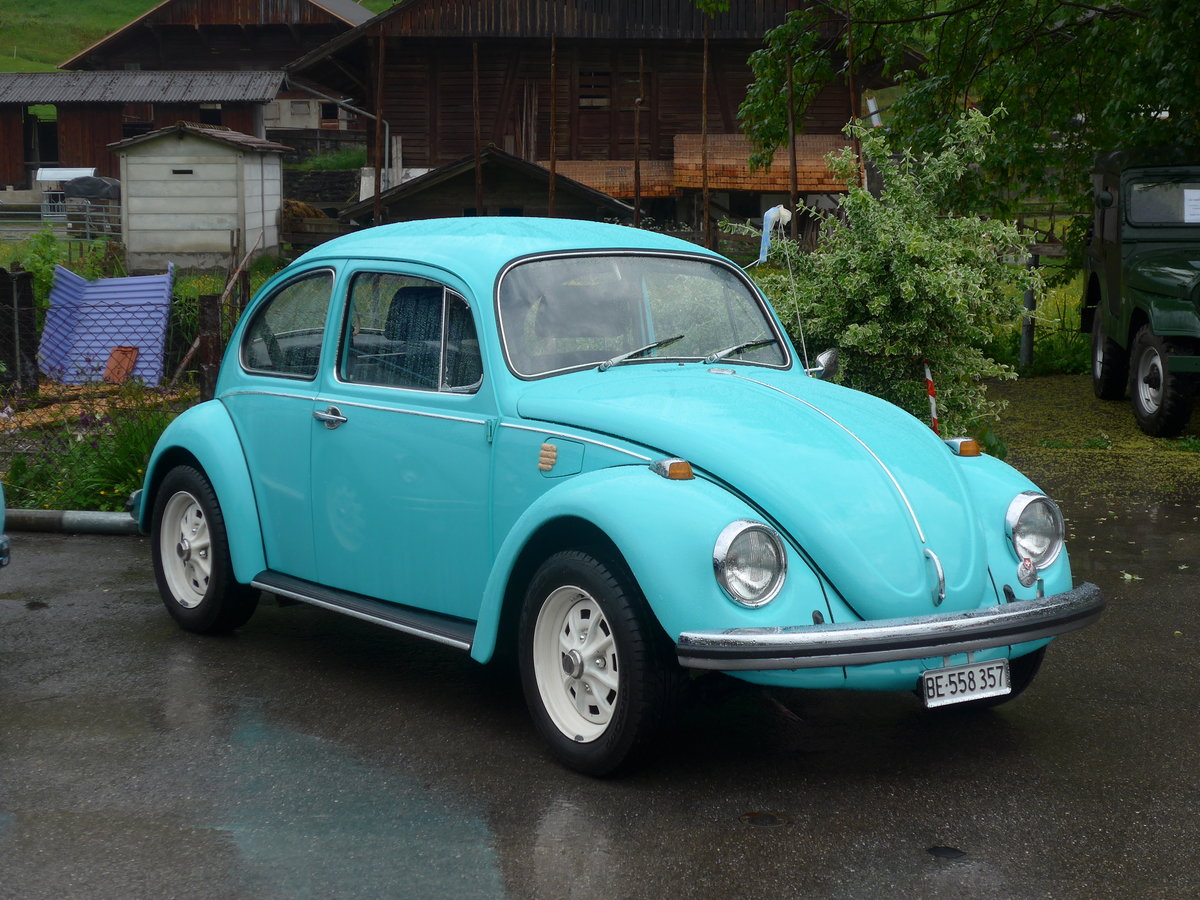 (171'488) - VW-K�fer - BE 558'357 - am 28. Mai 2016 beim Bahnhof Boltigen